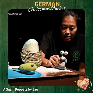  A Snail: Puppets by Jae 