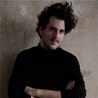 Männerporträt: Mann mit braunen Haaren