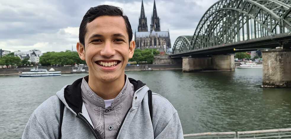 Daffa Akbar Pramudya: Pflegefachmann