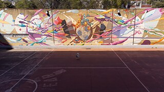 "El Detonante" con un acercamiento al corazón-balón. 