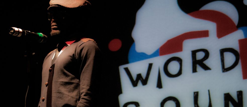 Word N Sound bietet eine Bühne für Poesie und gesprochenes Wort in Südafrika. | © Word N Sound