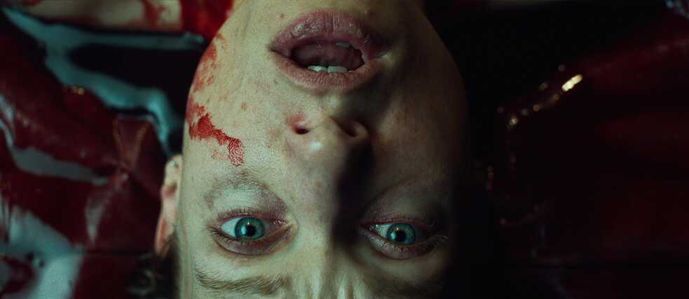 Julia Franz Richter in "Welcome Home Baby"
