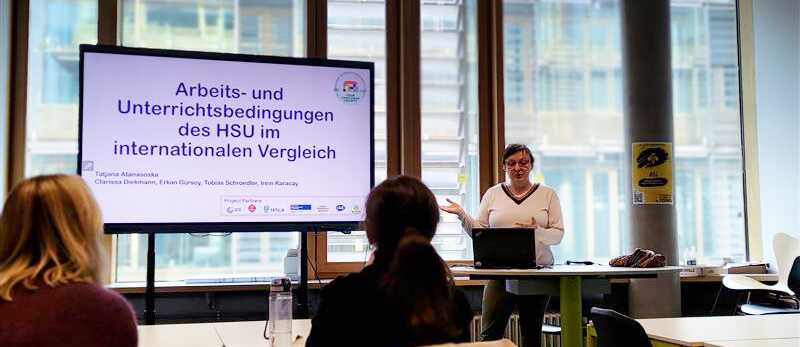 Teilnahme an Heritage Lanuage Week