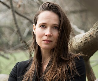 Anna Eglening yalangoch kokraklari Anna Eglening yalangoch kokraklari