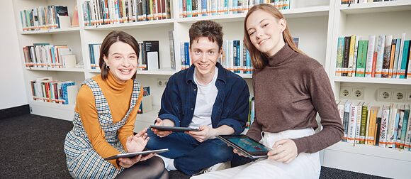 Besucherprogramm. Deutsch und Bibliothek in St. Petersburg