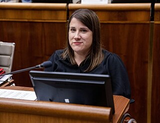 Veronika Veslárová v parlamente