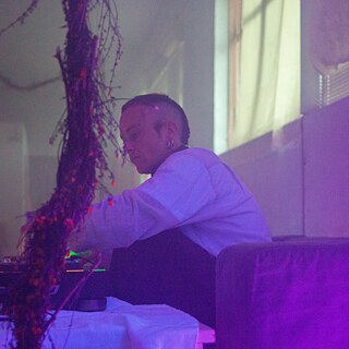 Artist Lou Drago at performance