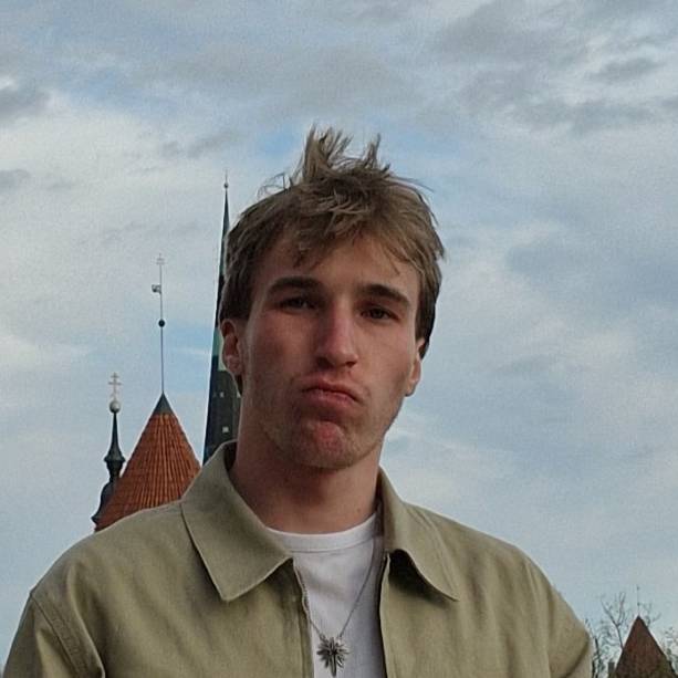 Profile: Antoni Pusz