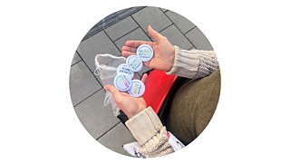 Mut – Vielfalt – Klimaschutz: Dafür stehen die „Omas gegen Rechts” 