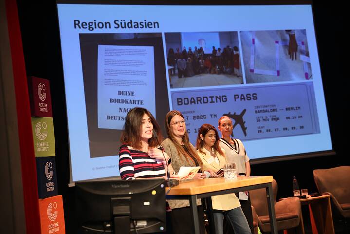 Sonali Sahgal (Goethe-Institut) presents the programmes to support people in the South Asia region.