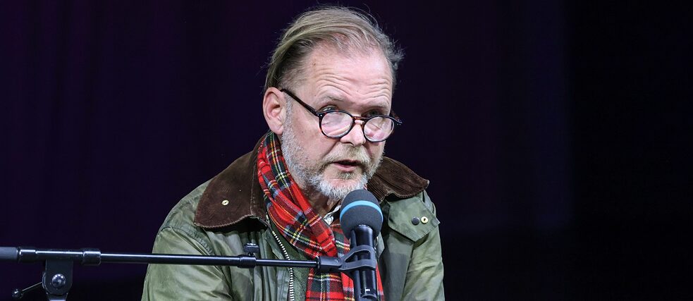 Christian Kracht liest bei auf der Lit.Cologne 2025 aus seinem Roman „Air“.