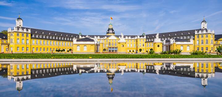 What a backdrop! Even without special illumination Karlsruhe Palace is a sight to behold.
