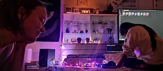 Sunná und Renata bei der Arbeit