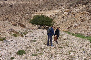 Dan Farberov mit Beduinen