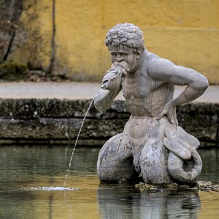 Wasserspiel im Schlosspark Hellbrunn