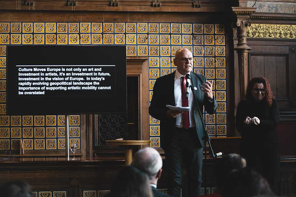 Johannes Ebert presenting at Goethe-Institut 