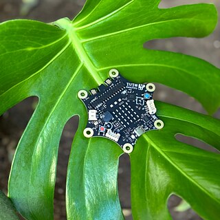 Roboteca_Calliope Mini im Garten des Goethe-Instituts