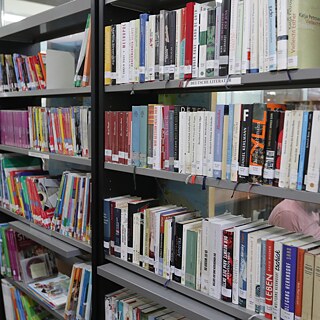 Գրադարակներ գրադարանում