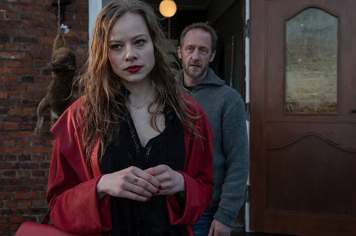 Standbild aus der Amazon Prime Deutschland Miniserie "Die Therapie" 