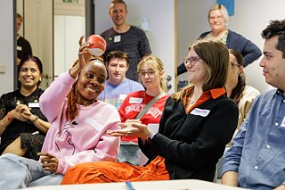 Summer Academy participants taking part in a pedagogical icebreaker game at the Goethe-Instiut in Bonn