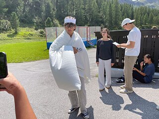 Verkleidete Jugendliche