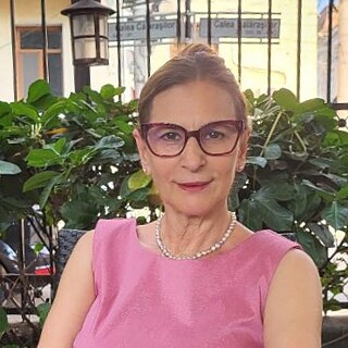 Porträtbild von Carmen Pirlog