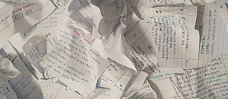 Школьные тетради Петры, в которых она в то время еще писала рукой.