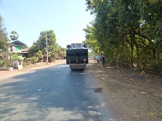 „Snažila jsem se neztrácet přehled o tom, kam jedu, i když celý výjev pohlcoval téměř veškeré mé soustředění.“