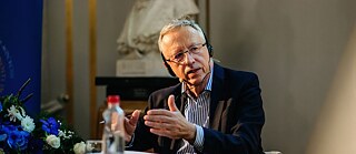 Prof. Georg Gombos