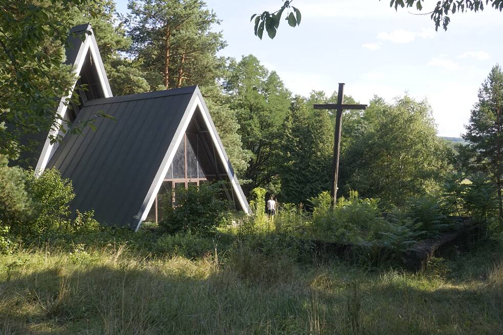 Dom smútku, Petejovce