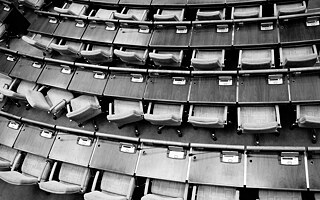 Národná rada Slovenskej republiky koncom septembra schválila novelu ústavy