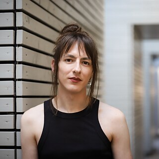 Eloain Lovis Hübner has been composing, devising and curating new music for more than a decade. 