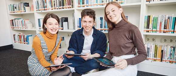 Besucherprogramm. Deutsch und Bibliothek in St. Petersburg
