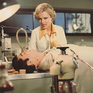 Lady Dracula (SQUARE)