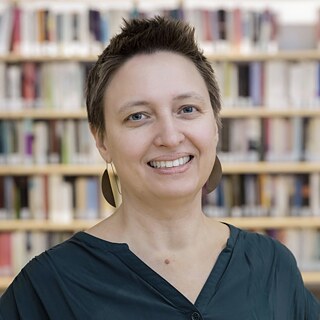 Dr. Kirsten Hackenbroch