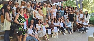 Teilnehmer*innen der Sommerakademie alle zusammen.