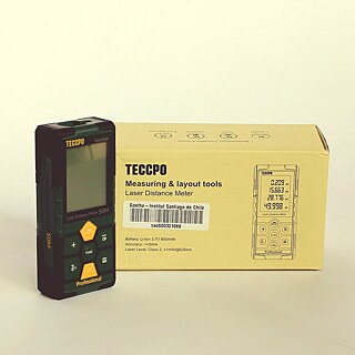 La medición de distancia electroóptica o medición de distancia por láser es una forma de medir distancia electrónica, con el que puedes medir grandes distancias y lugares de difícil acceso.