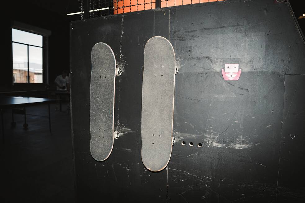 Скейти, на яких катається охтирська молодь