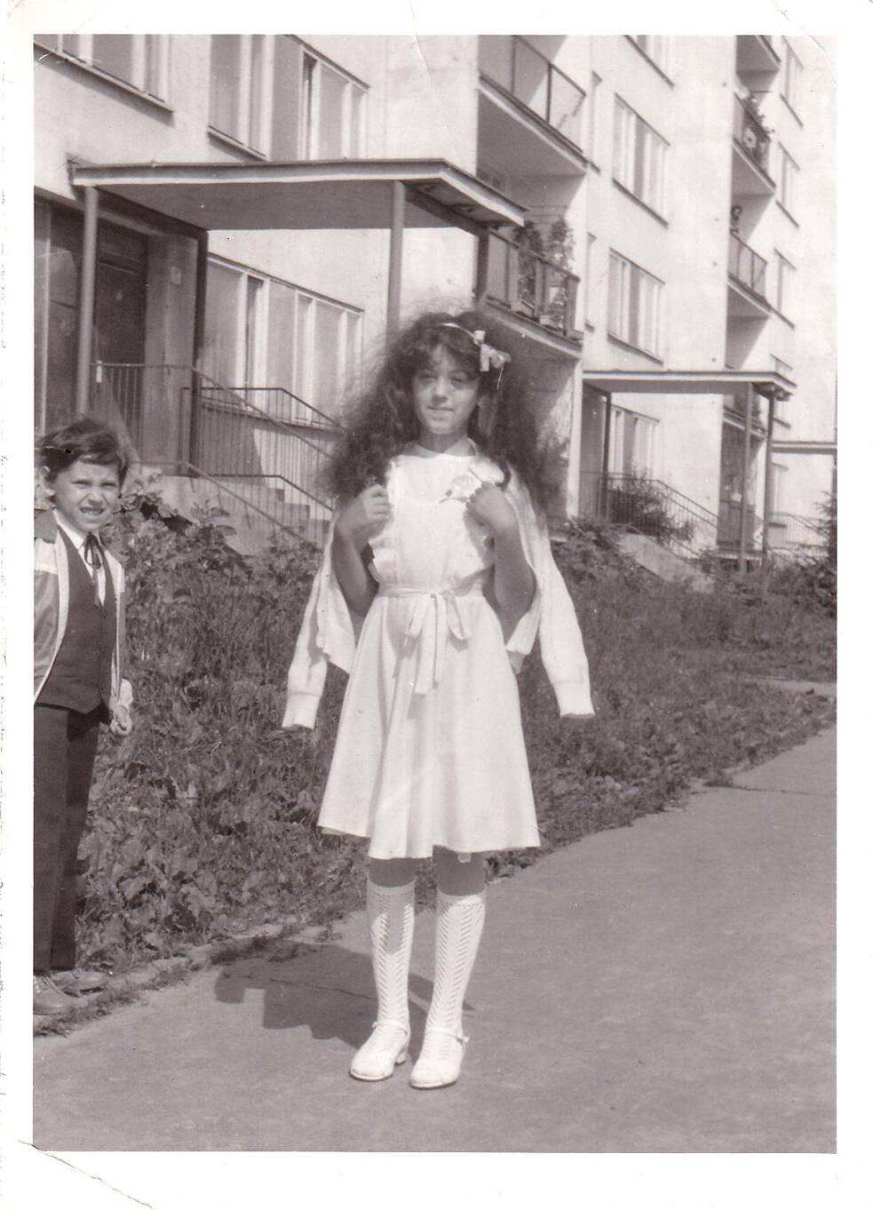 Mama na Irkutskej. Z tejto fotky sa jej rád smejem, že bola local Ofra Haza.