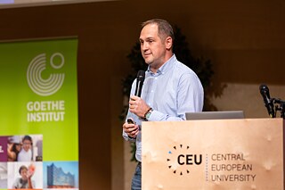 ZU MEINER ZEIT JETZT! 