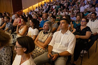 ZU MEINER ZEIT JETZT! 