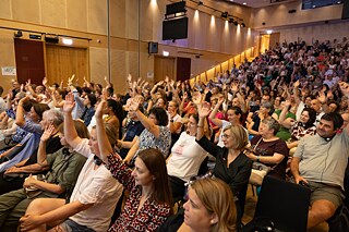 ZU MEINER ZEIT JETZT! 