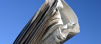 How to read the news