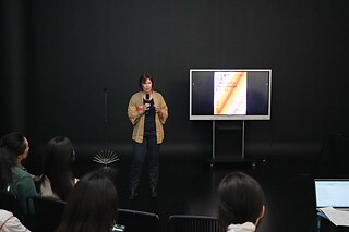 Dr. Evelin Hust, director of the Goethe-Institut Shanghai, introducing the program “A Retreat for the Retreated” at Rockbund Art Museum 