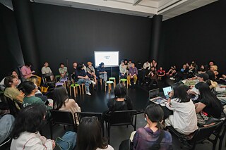 Pecha Kucha: Representatives of alternative spaces in various regions sharing artistic practices and ideas about “loneliness” 