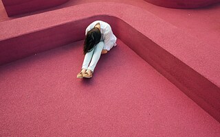 З відділу self-help літератури линув плач 