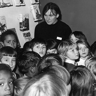 Elizabeth Shaw with a group of children