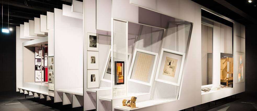 Testimony to the creativity of everyday life at the art school: an exhibition at the Bauhaus Museum Dessau entitled “Versuchsstätte Bauhaus. The Collection”.