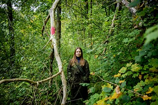 Eglė Plytnikaitė – ilustrátorka, aktivistka, dieťa lesa