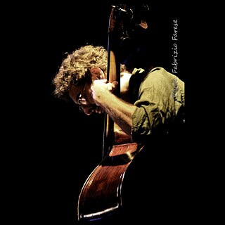 Stefano Napoli am Kontrabass